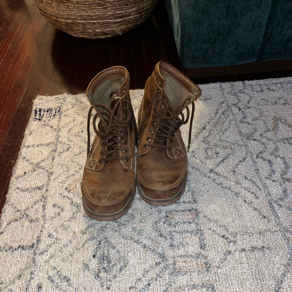 Men’s Timberland Earthkeepers Boots.